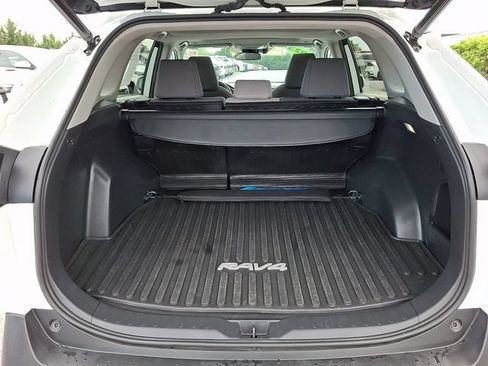 Certified 2023 Toyota RAV4 XLE w/ Convenience Package AWD/4WD image 28
