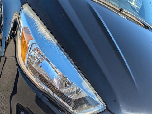 Used 2019 Ford Escape SE image 9