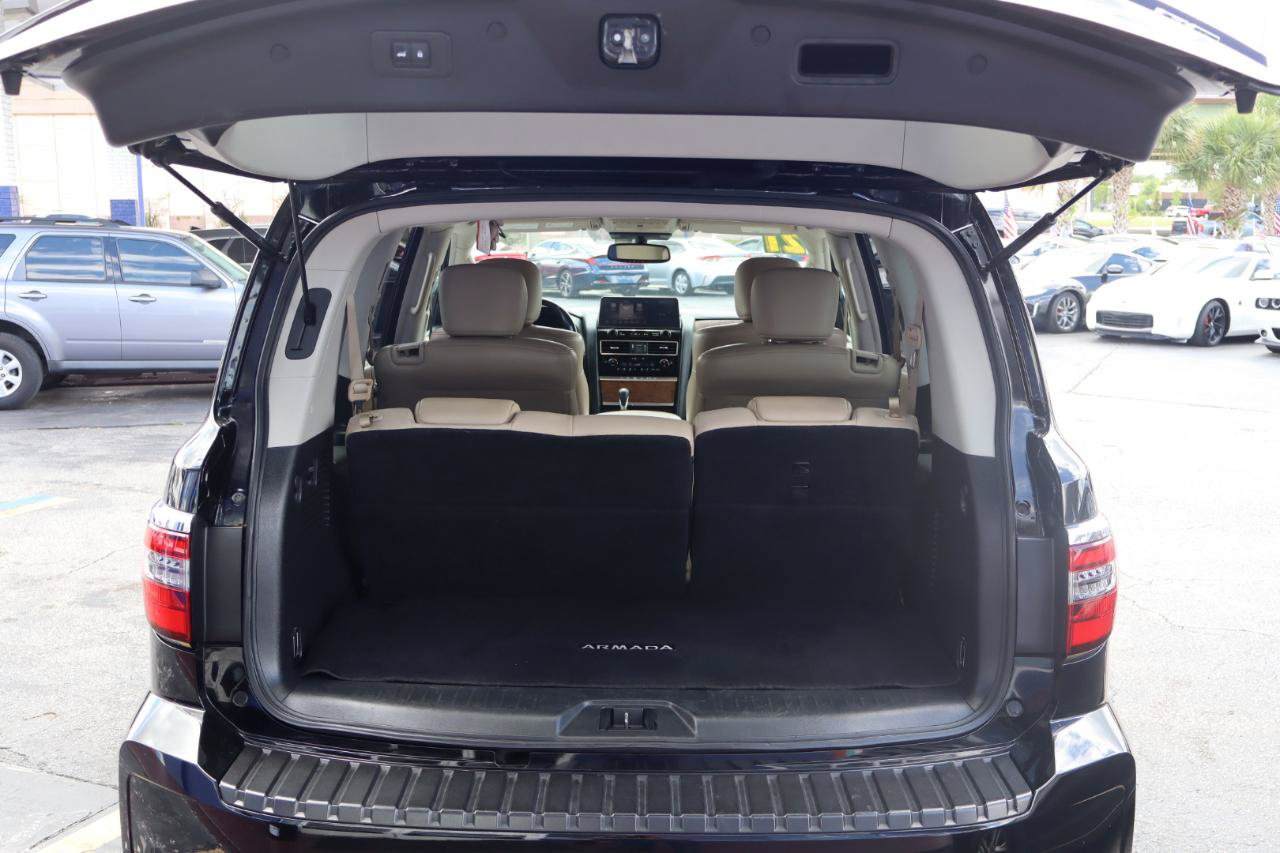 Used 2021 Nissan Armada SL w/ Captain's Chairs Package RWD image 9
