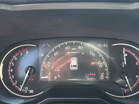 Used 2023 Toyota RAV4 LE AWD/4WD image 15