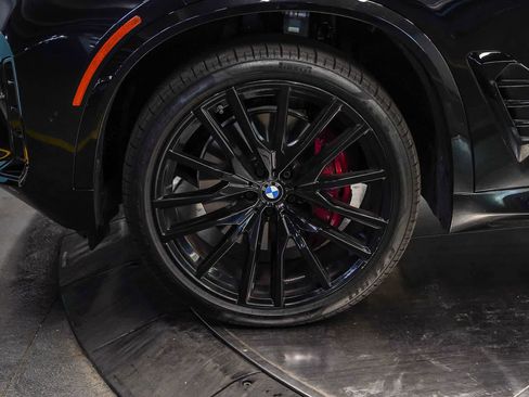Used 2026 BMW X5 sDrive40i w/ M Sport Package RWD image 9