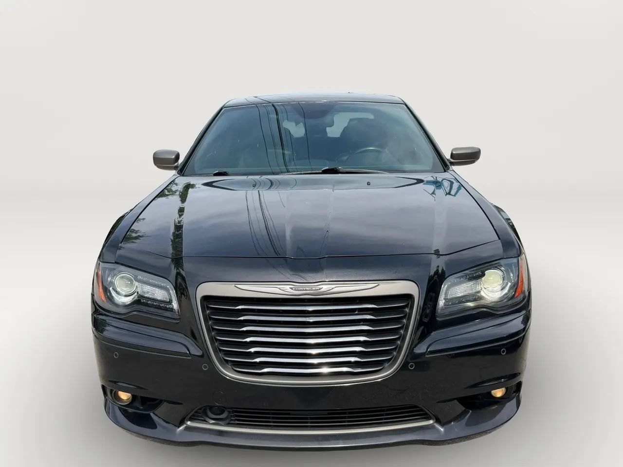 Used 2013 Chrysler 300 C RWD image 10