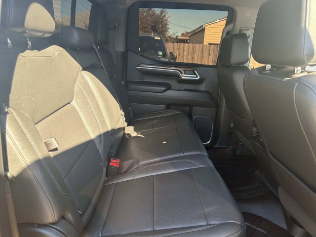 Used 2022 Chevrolet Silverado 1500 RST RWD image 12
