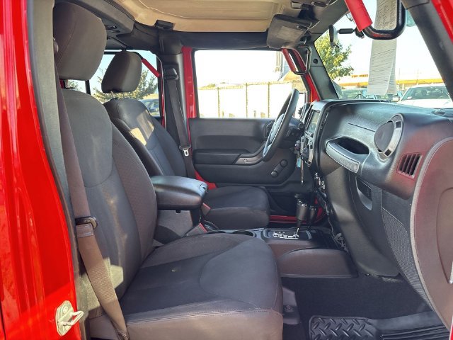 Used 2017 Jeep Wrangler Unlimited Sport AWD/4WD image 31