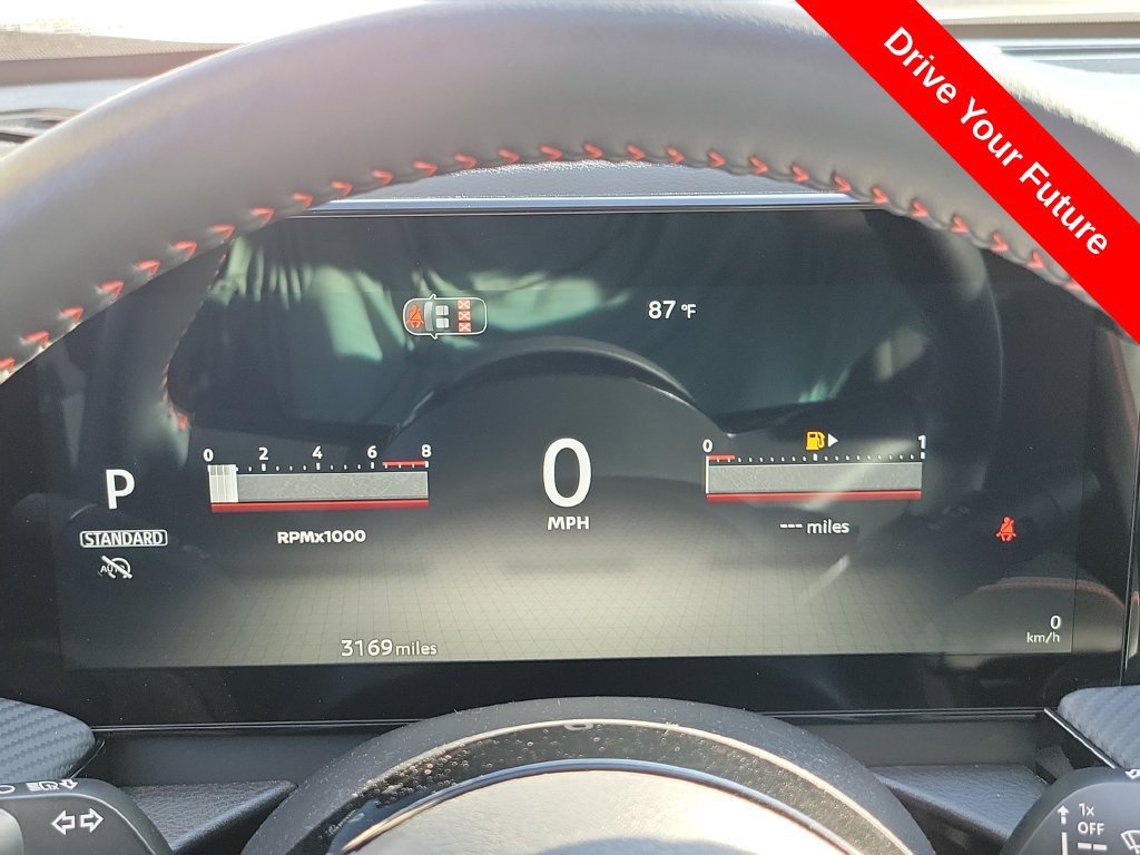 Used 2026 Nissan Kicks SR w/ SR Premium Package FWD image 9