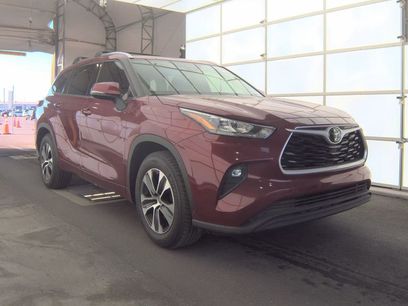 Used 2020 Toyota Highlander XLE