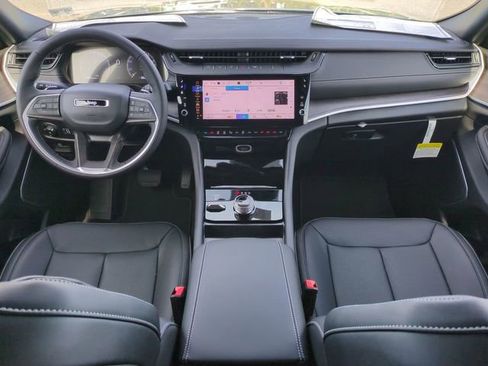 New 2026 Jeep Grand Cherokee Limited image 15