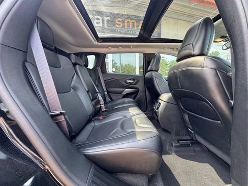 Used 2022 Jeep Cherokee Limited AWD/4WD image 14