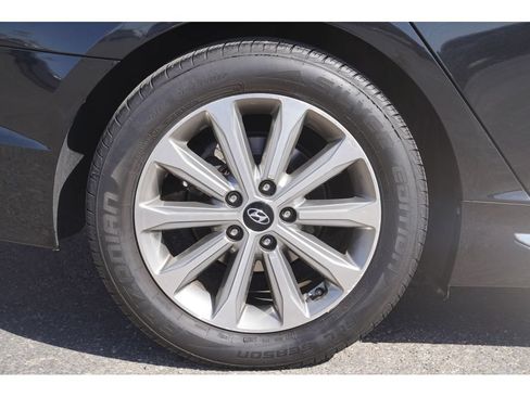 Used 2016 Hyundai Sonata Limited FWD image 7