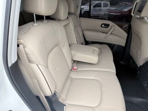Used 2020 Nissan Armada Platinum image 17