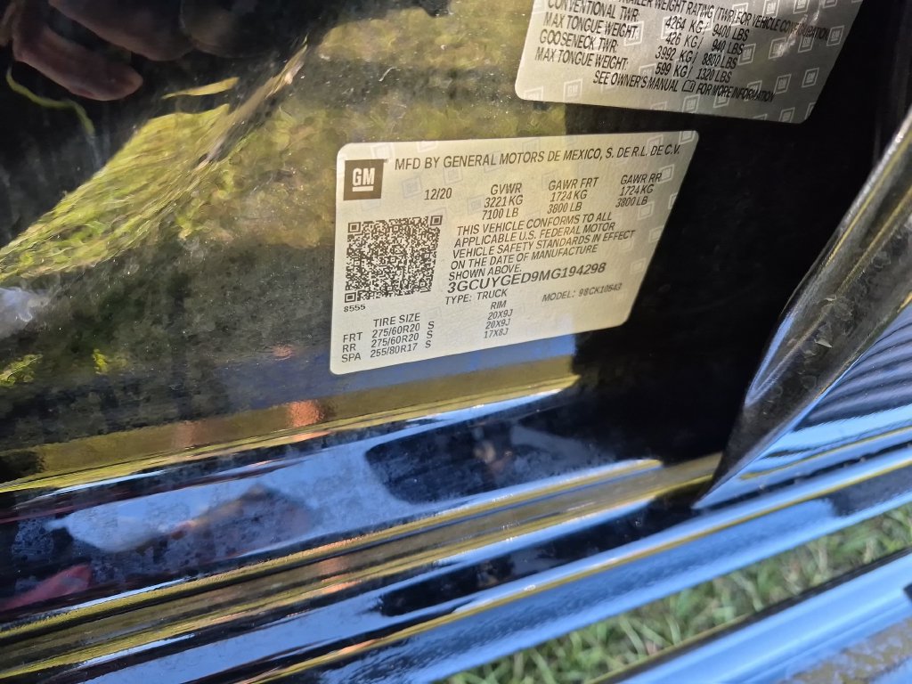 Used 2021 Chevrolet Silverado 1500 LTZ w/ LTZ Premium Package AWD/4WD image 35