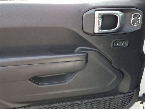 Certified 2021 Jeep Wrangler Sport S image 12