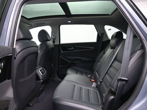 Used 2020 Kia Sorento SX w/ SX LED Lighting Package image 27