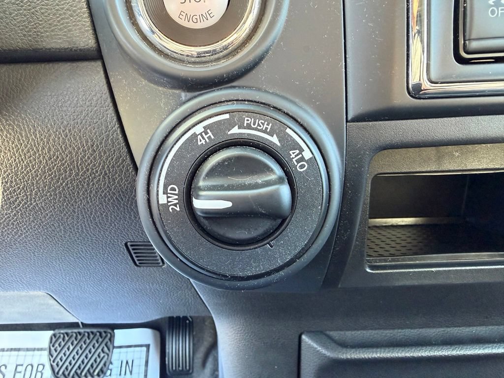 Used 2022 Nissan Titan SV w/ Accessory Utility Package AWD/4WD image 9