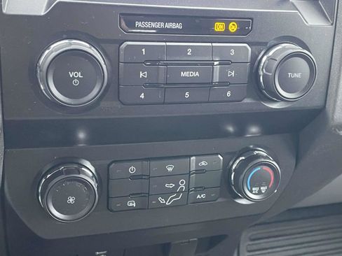 Used 2020 Ford F250 XL w/ STX Appearance Package image 3