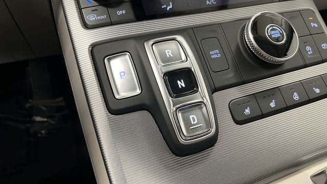 Used 2025 Hyundai Palisade Calligraphy FWD image 19