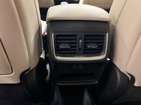 Used 2022 INFINITI QX50 Essential image 32