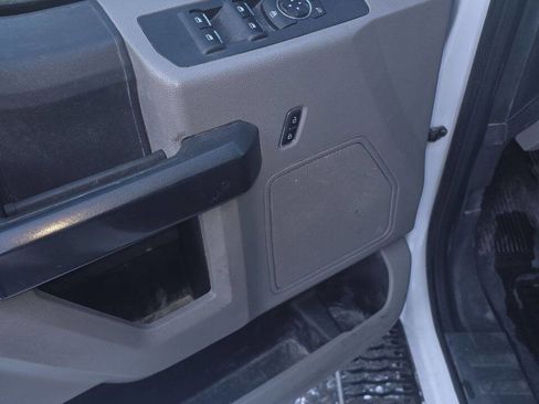 Used 2022 Ford F250 XL w/ STX Appearance Package image 30