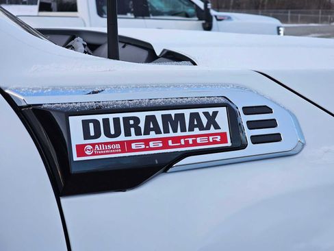 New 2025 GMC Sierra 2500 Pro image 13