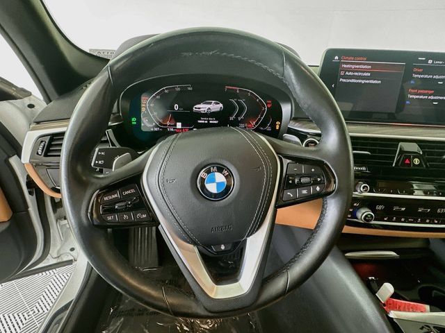 Used 2021 BMW 530i xDrive w/ Convenience Package AWD/4WD image 11