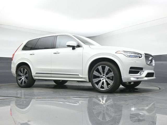 Used 2024 Volvo XC90 B6 Plus w/ Protection Package Premier AWD/4WD image 10