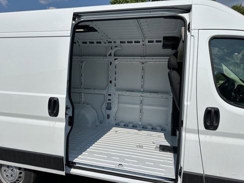 New 2024 RAM ProMaster 1500 w/ Safety Group image 5