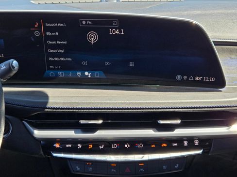 Used 2024 Cadillac XT4 Sport FWD image 12