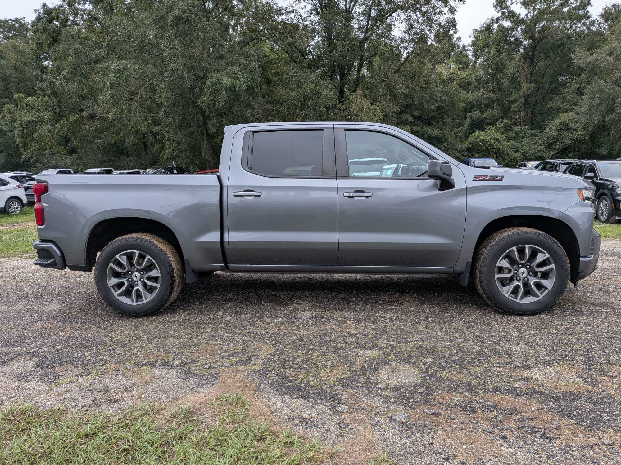 Used 2021 Chevrolet Silverado 1500 RST AWD/4WD image 3