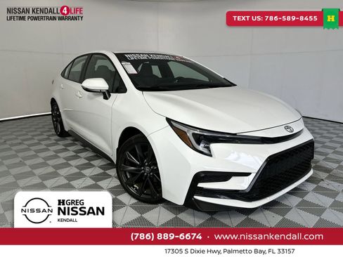 Used 2024 Toyota Corolla SE FWD image 1