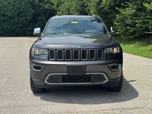 Used 2018 Jeep Grand Cherokee Limited AWD/4WD image 3
