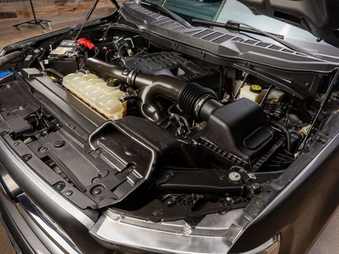 Used 2021 Ford F150 Platinum w/ Equipment Group 701A High image 39