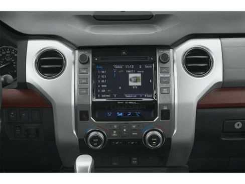 Used 2020 Toyota Tundra Limited w/ Limited Premium Package AWD/4WD image 10