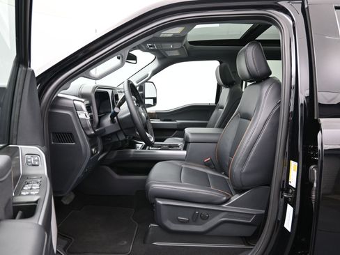 Used 2026 Ford F450 Lariat AWD/4WD image 9