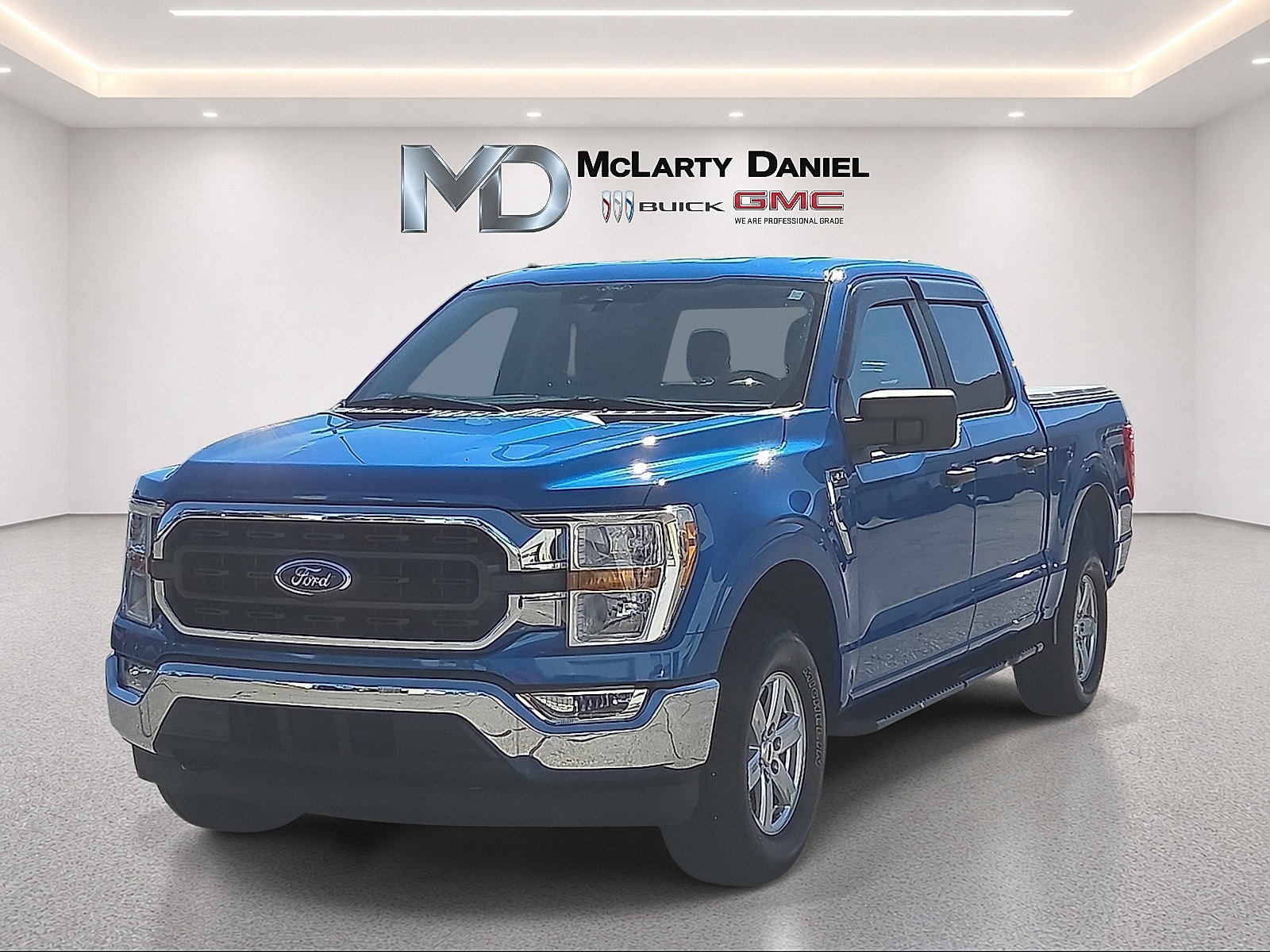 Used 2021 Ford F150 XLT AWD/4WD image 3