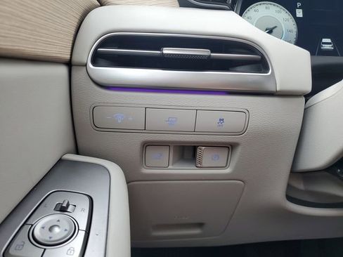 Used 2024 Hyundai Palisade Limited image 25