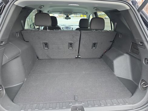 Used 2023 Chevrolet Equinox LT image 7
