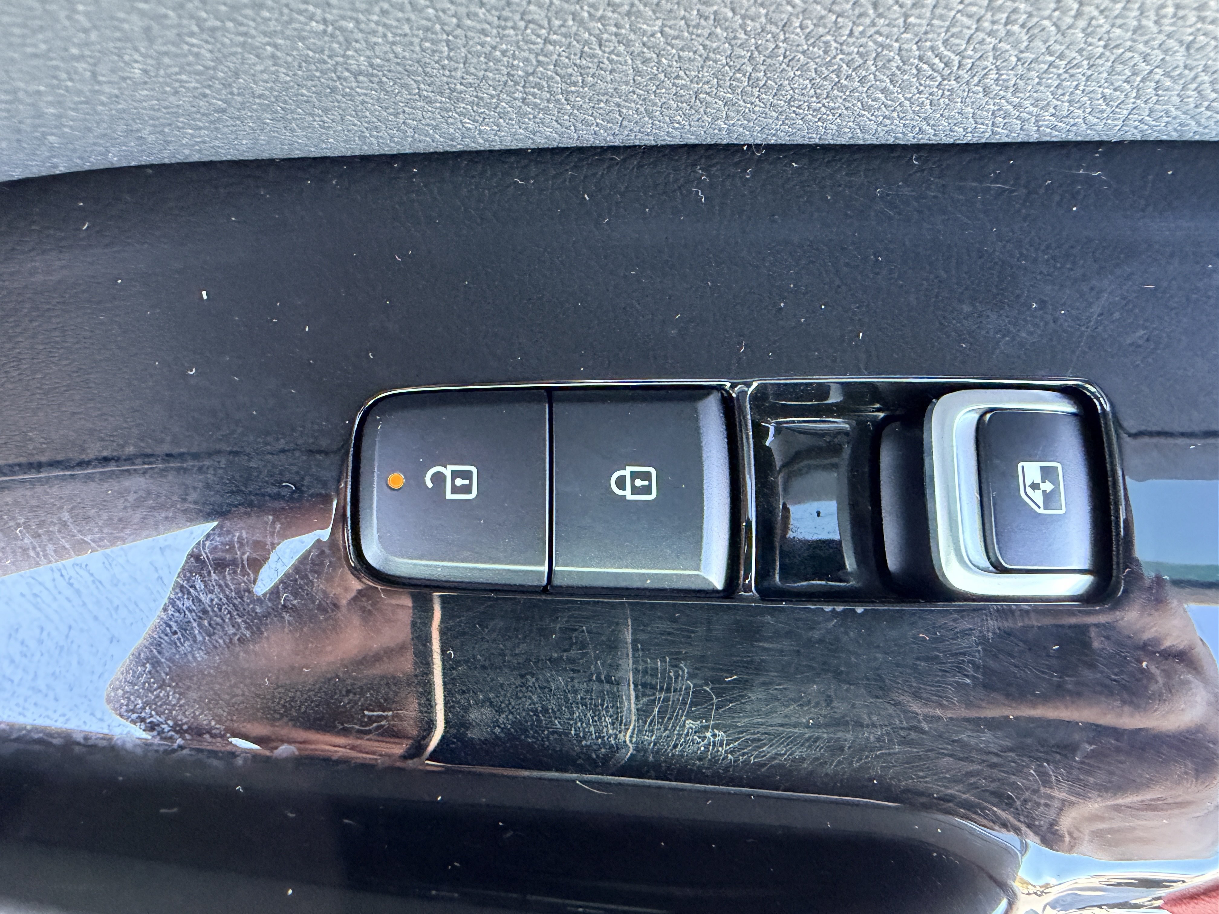 Used 2025 Kia K5 GT-Line w/ GT-Line Premium Package AWD/4WD image 18