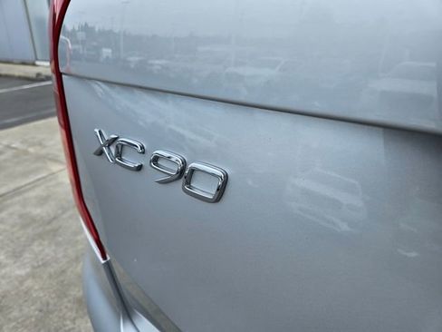 Used 2021 Volvo XC90 T8 Inscription Expression w/ Advanced Package AWD/4WD image 11