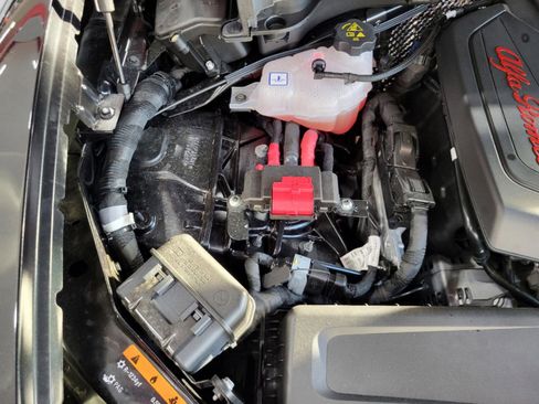 New 2025 Alfa Romeo Stelvio Sprint image 49