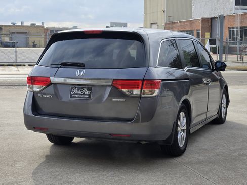 Used 2016 Honda Odyssey SE image 9