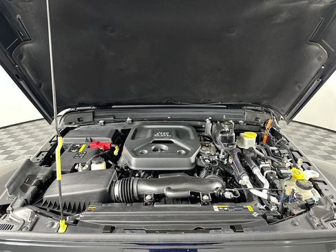 Used 2021 Jeep Wrangler Unlimited Sahara image 23