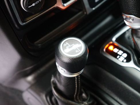 Used 2021 Jeep Wrangler Unlimited Sahara image 12