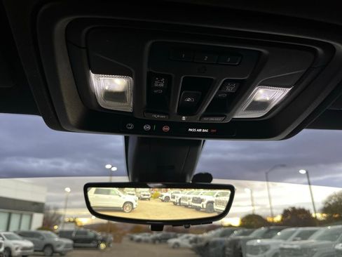 Used 2020 GMC Sierra 1500 AT4 w/ AT4 Premium Package image 19