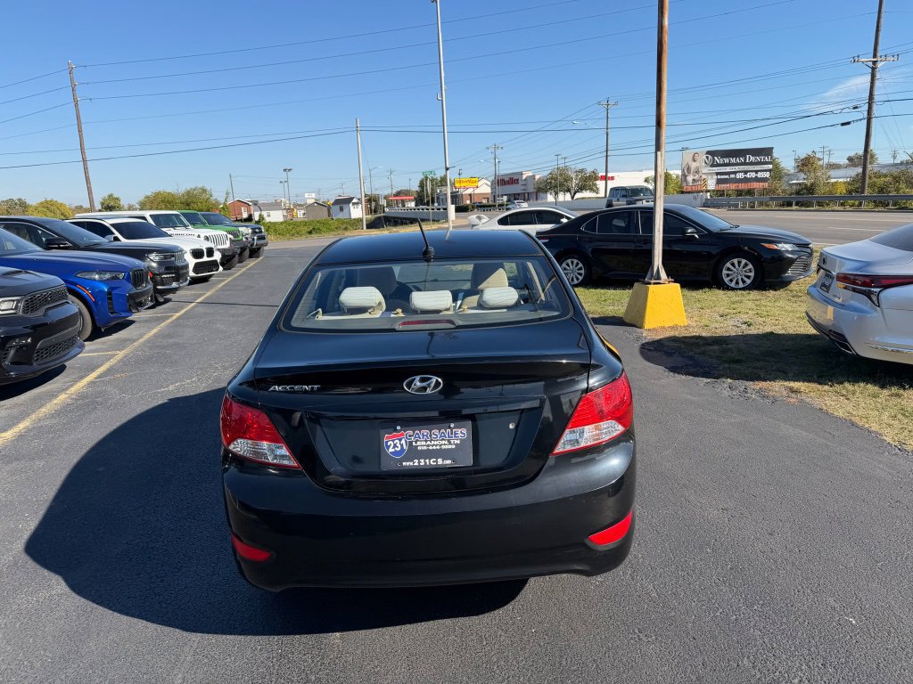 Used 2012 Hyundai Accent GLS w/ Comfort Pkg 2 FWD image 4