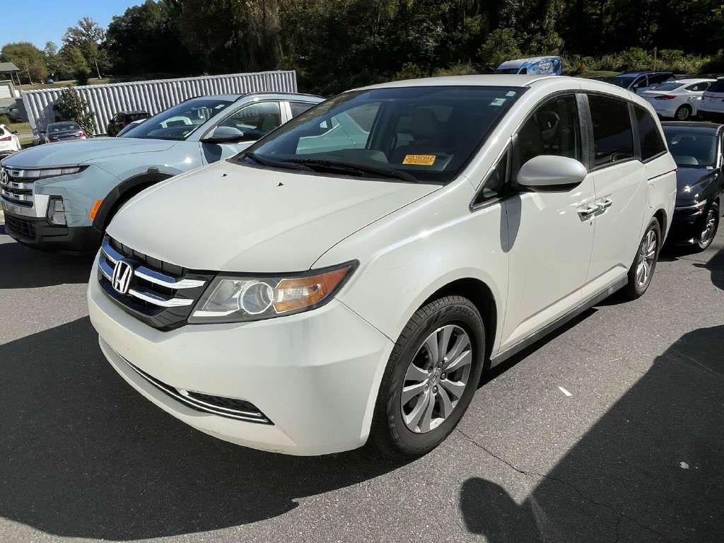 Used 2016 Honda Odyssey SE image 3