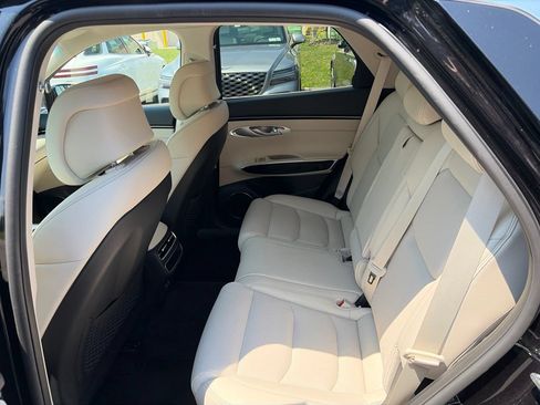 Certified 2026 Genesis GV70 2.5T AWD/4WD image 18