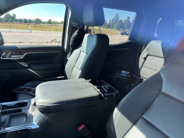 Used 2025 GMC Sierra 1500 SLT w/ SLT Premium Plus Package AWD/4WD image 7