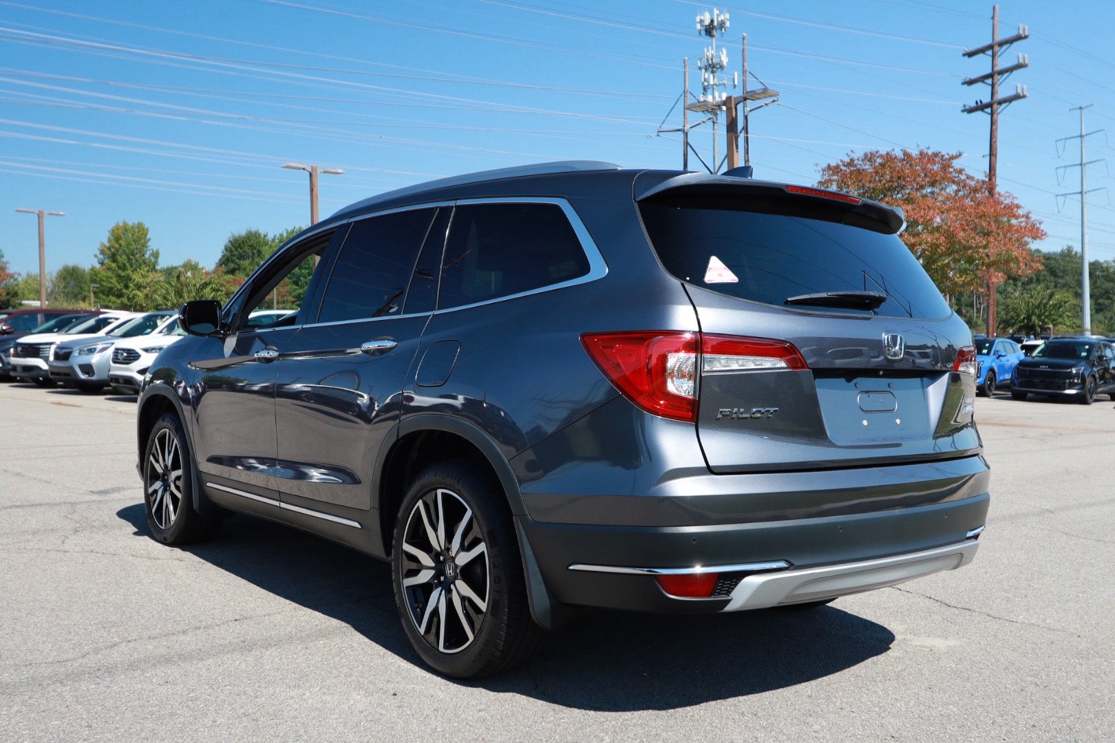 Used 2021 Honda Pilot Elite image 3