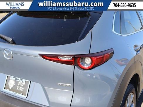 Used 2021 MAZDA CX-30 FWD 2.5 S w/ Premium Package image 12