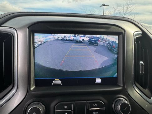 Used 2021 Chevrolet Silverado 1500 LT Trail Boss w/ LPO, Dark Essentials Package image 23